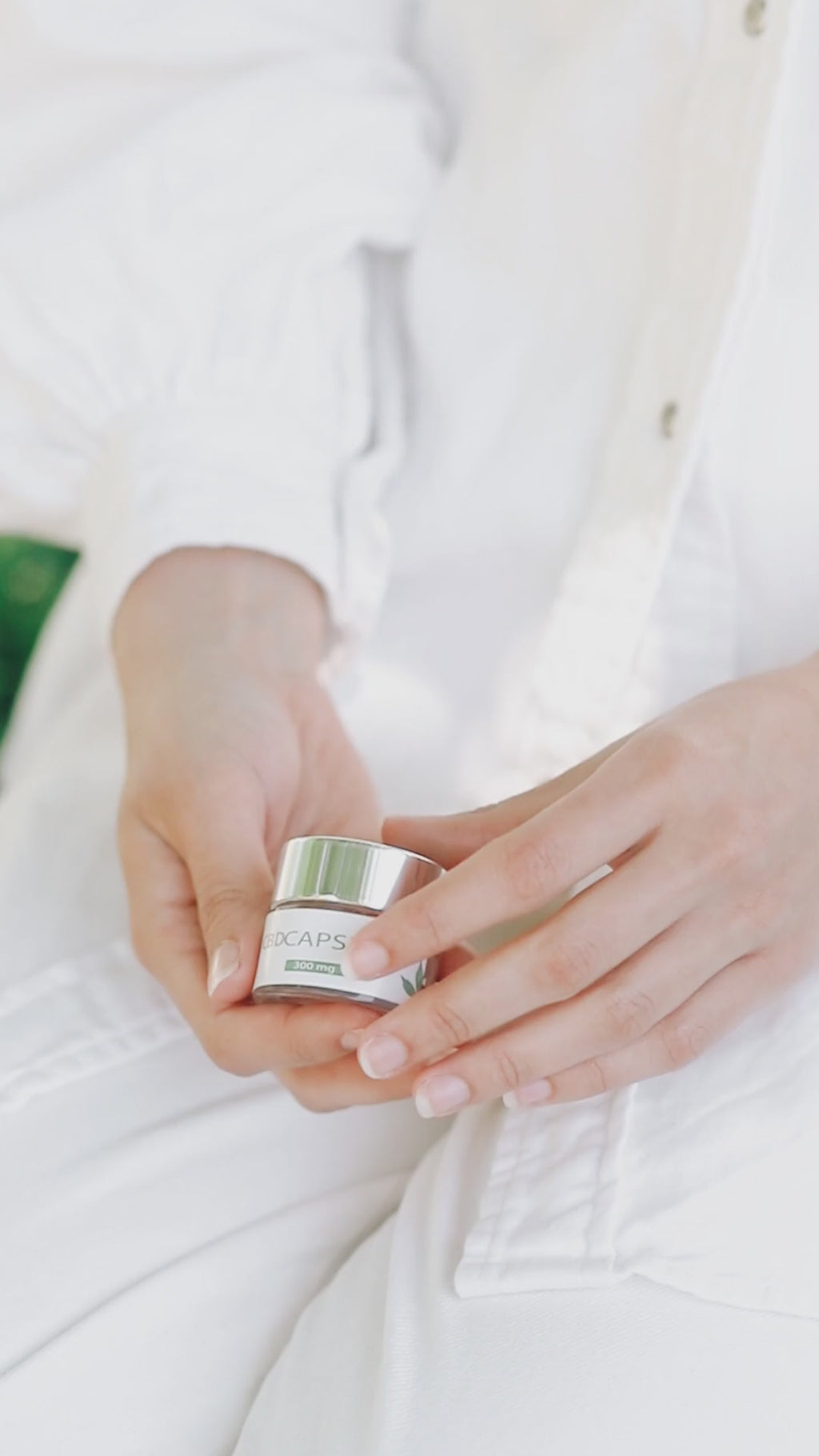 Astaxanthin Softgels · 120 caps — in use