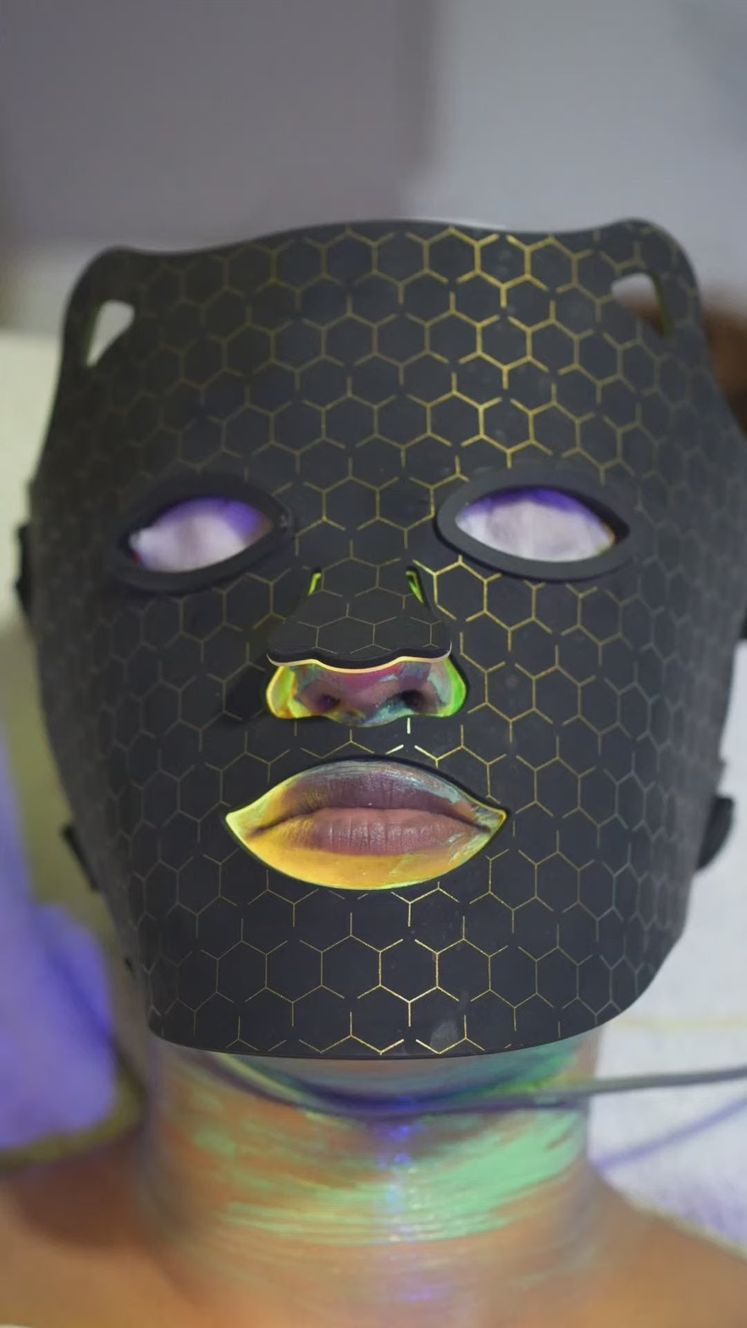 LED Light Therapy Beauty Mask