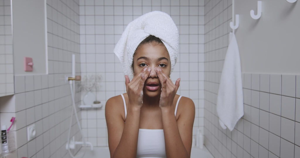 Green Rice Cleansing Balm — in use